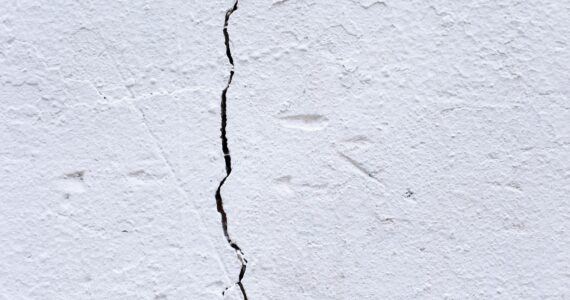 kompleksowe remonty gdańsk trójmiasto - pęknięcie sian